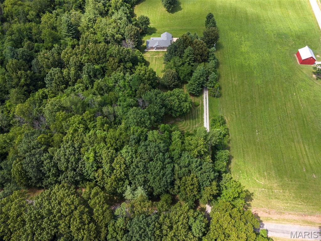 8125 East Mick Road Edwardsville, IL 62025 - Photo 4 of 44