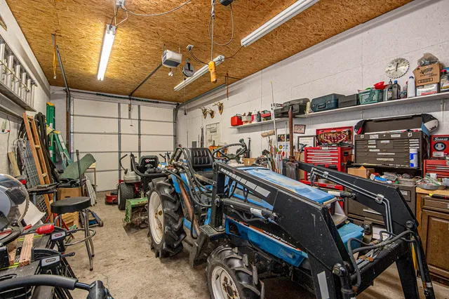 $599,900 | 9293 76th Avenue, Hudsonville, MI 49426