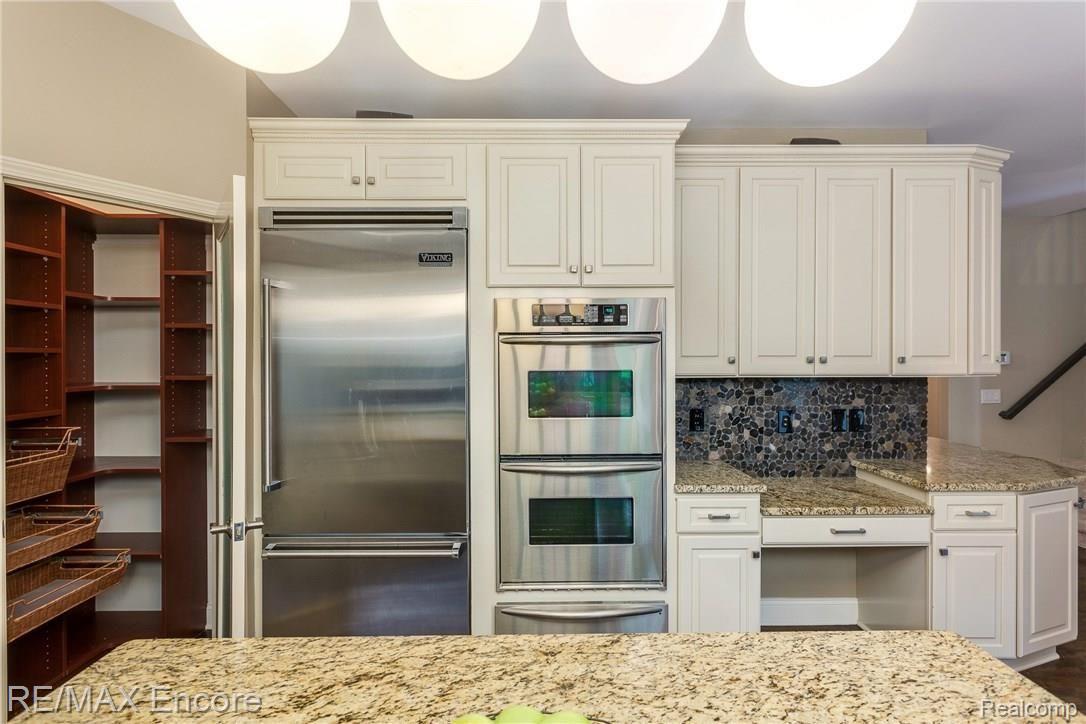 6832 Oakhurst Ridge Road Clarkston, MI 48348 - Photo 13 of 38 New viking refrigerator