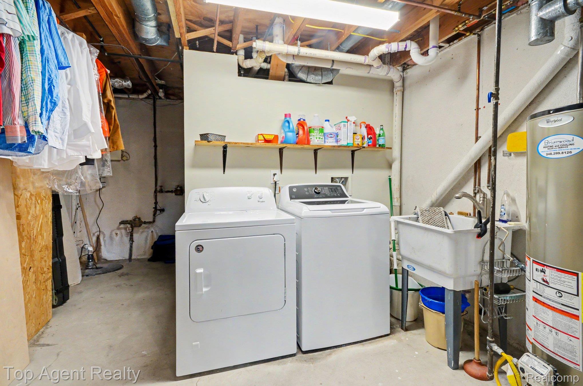 3759 Donley Avenue Rochester, MI 48309 - Photo 18 of 29 Laundry room