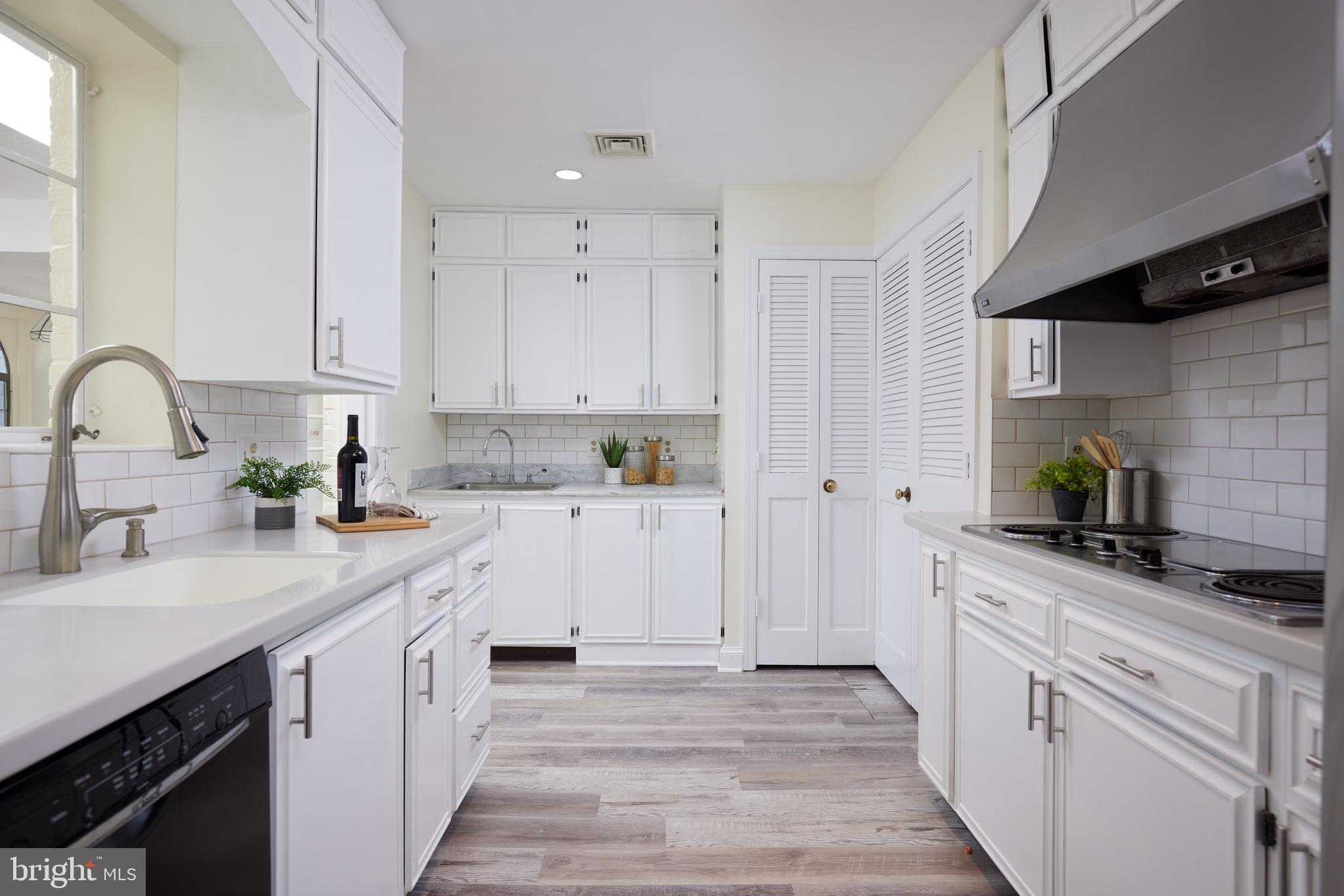 6615 Rannoch Road Bethesda, MD 20817 - Photo 15 of 52