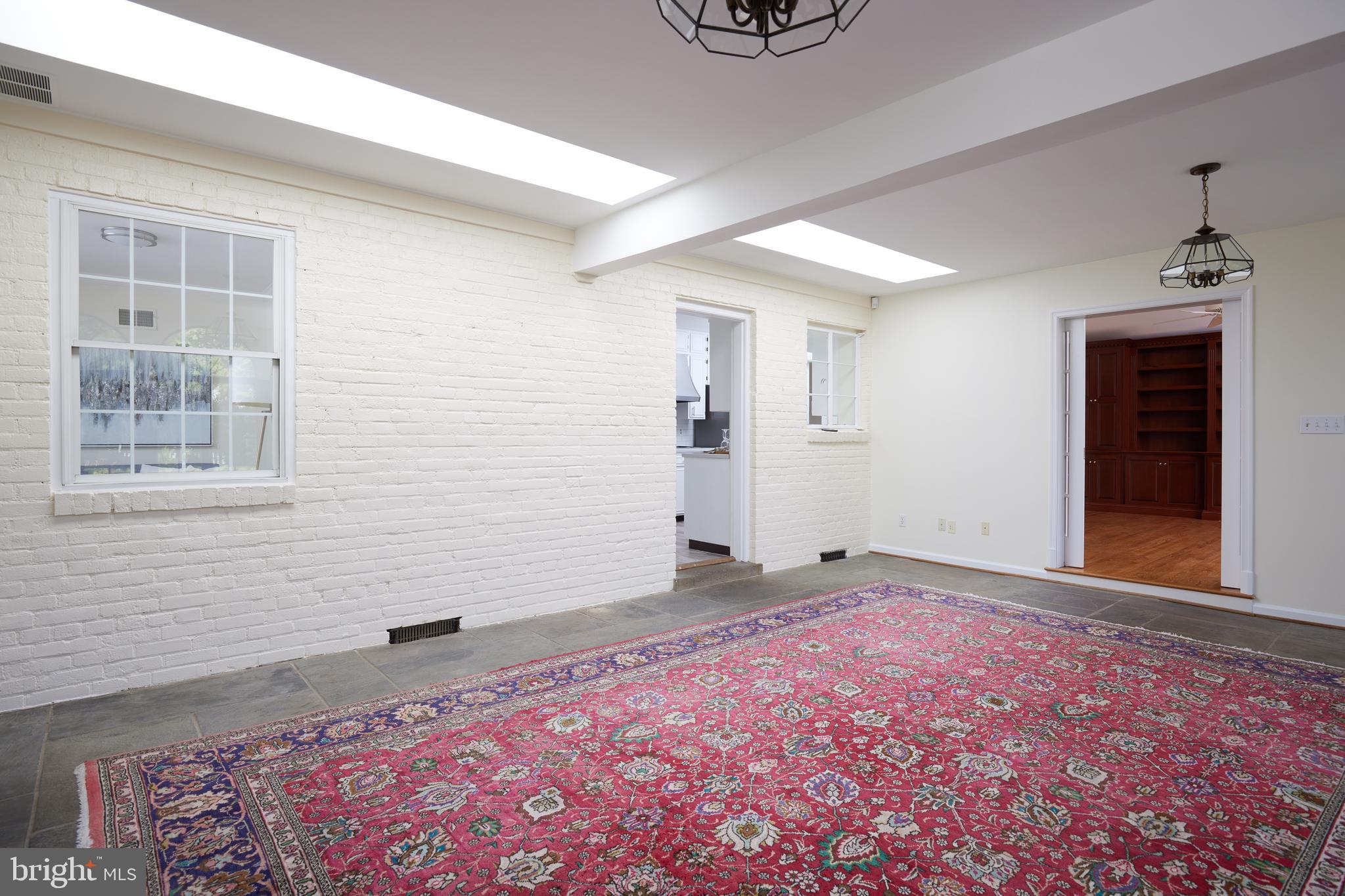 6615 Rannoch Road Bethesda, MD 20817 - Photo 23 of 52