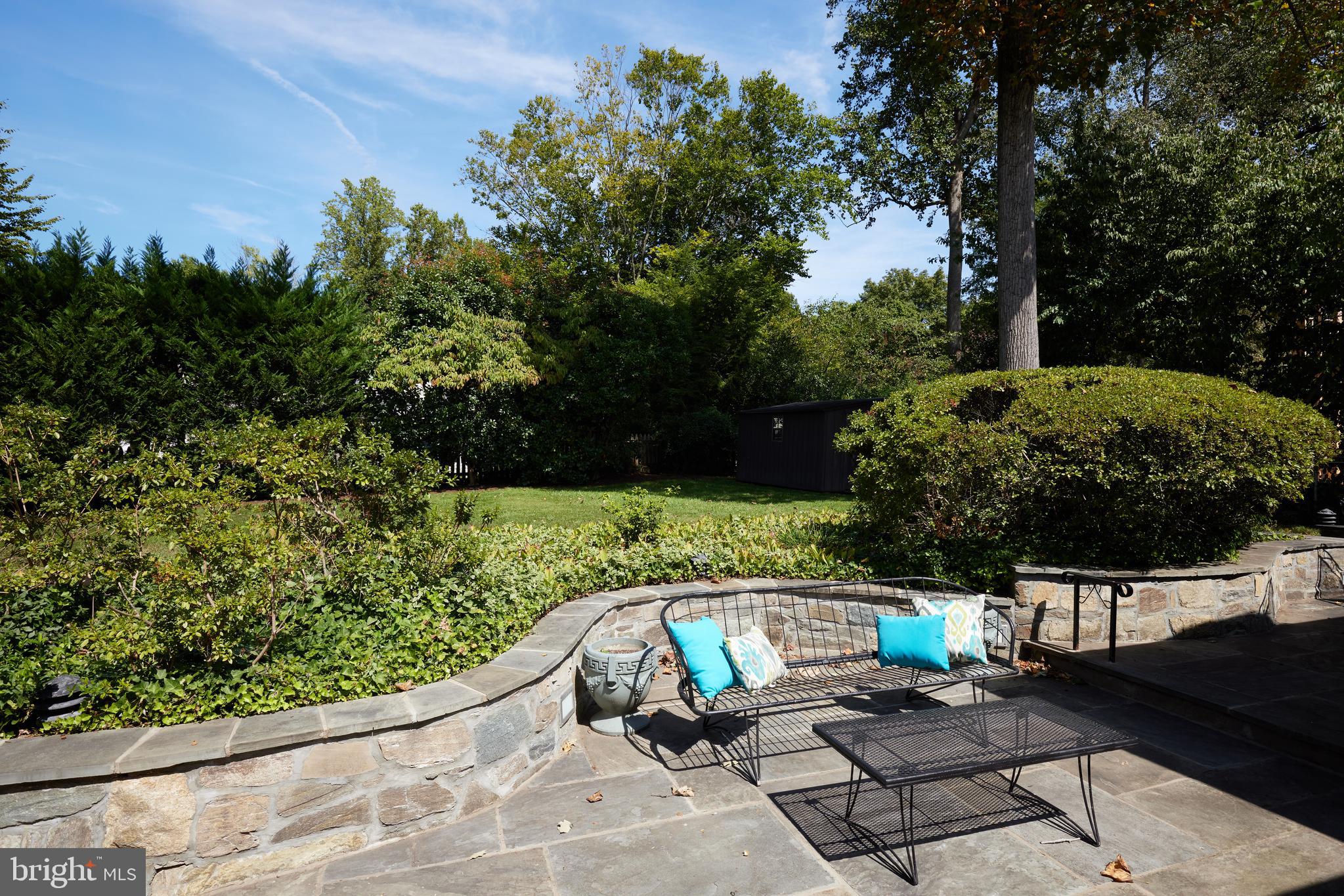 6615 Rannoch Road Bethesda, MD 20817 - Photo 39 of 52