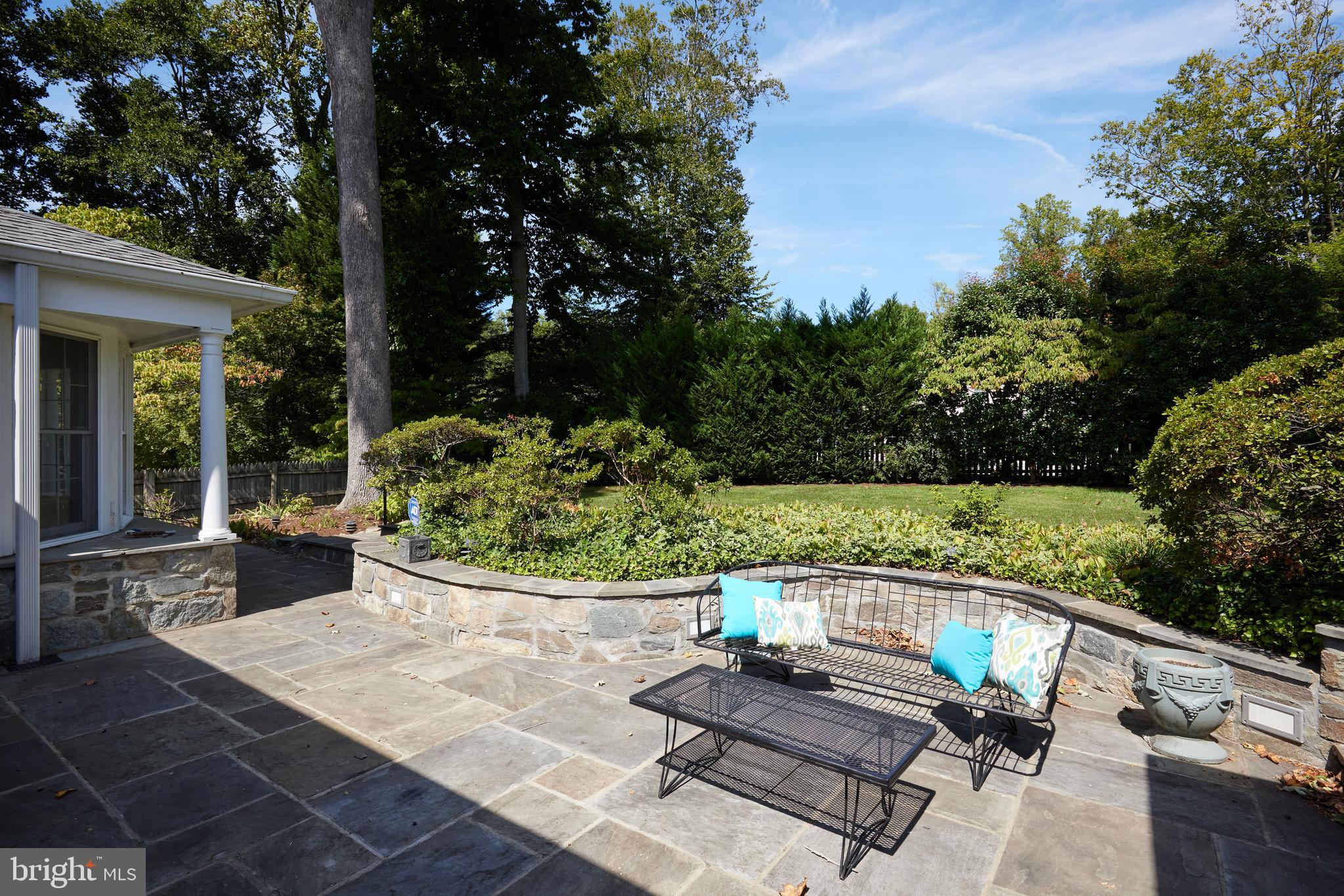 6615 Rannoch Road Bethesda, MD 20817 - Photo 40 of 52