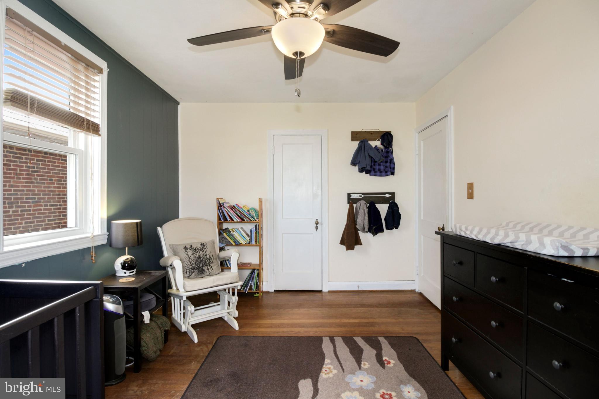 425 Academy Road Baltimore, MD 21228 - Photo 20 of 31 Second Bedroom