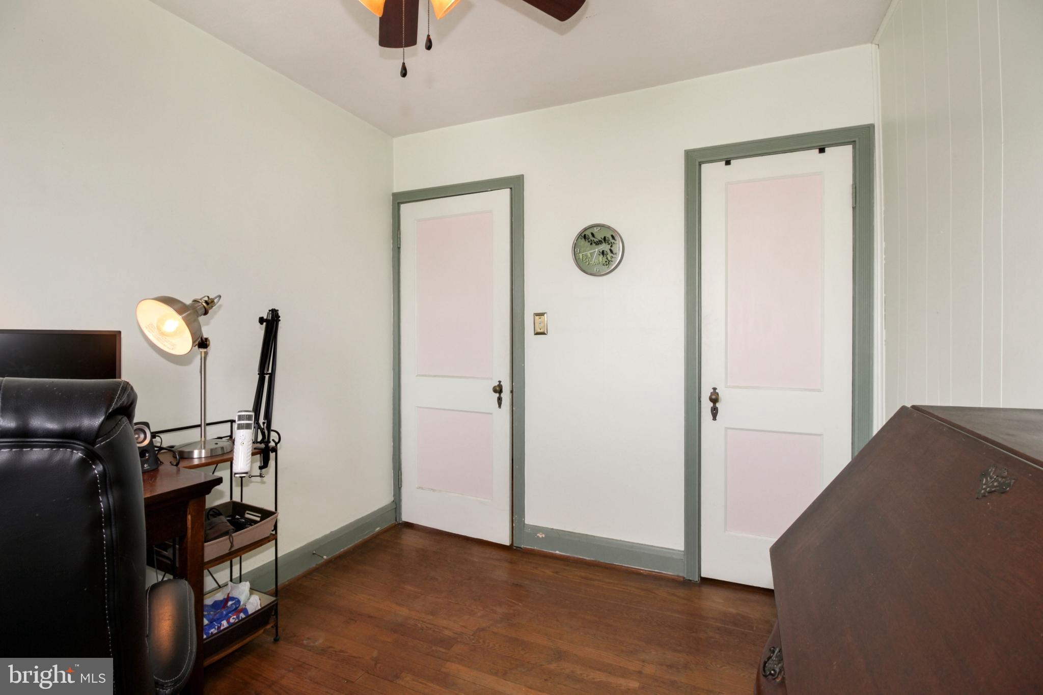 425 Academy Road Baltimore, MD 21228 - Photo 24 of 31 Third Bedroom