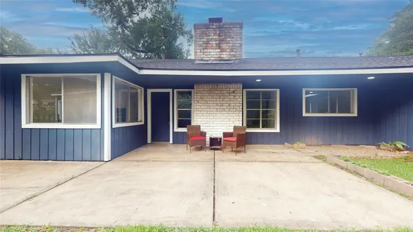 $2,895 | 811 Devonport Lane, Seabrook, TX 77586
