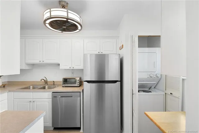 $254,000 | 5423 Southeast Miles Grant Road, Unit 201, Stuart, FL 34997