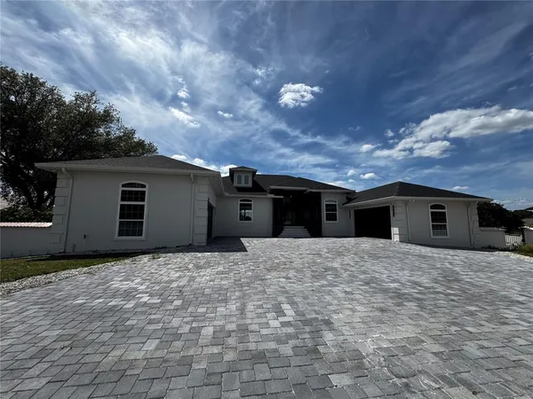 $2,749,999 | 10843 Lakeshore Drive, Clermont, FL 34711