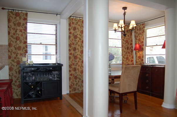 1552 Charon Road Jacksonville, FL 32205 - Photo 3 of 17 Dining Room