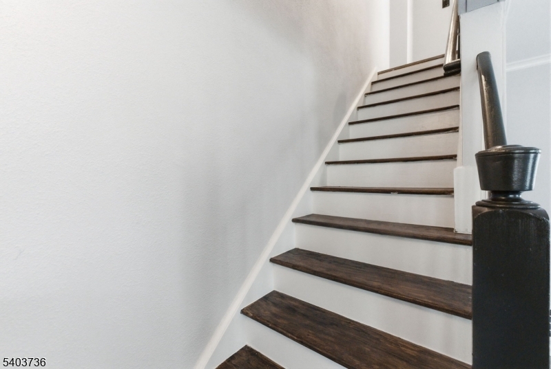 43 Freeman Street Woodbridge, NJ 07095 - Photo 14 of 24 a view of entryway