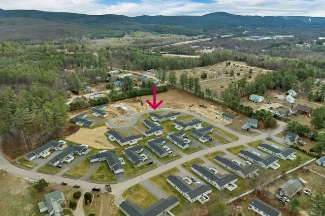 $370,000 | 15 B Wildflower Lane, Plymouth, NH 03264