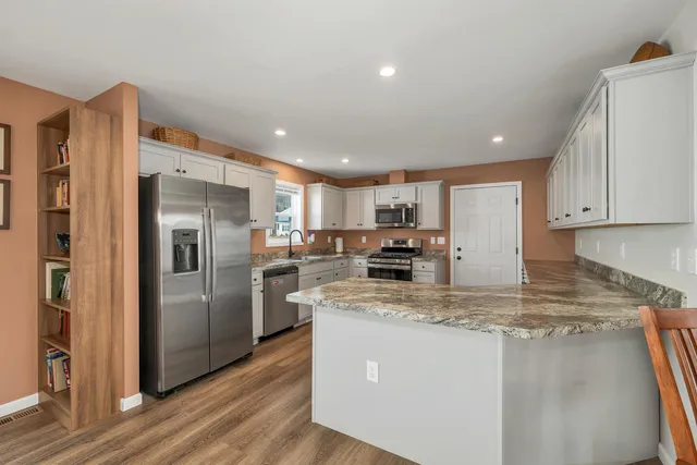 $370,000 | 15 B Wildflower Lane, Plymouth, NH 03264