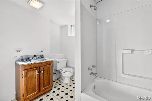 $525,000 | 526 Prospector Ridge Drive, Wildwood, MO 63011