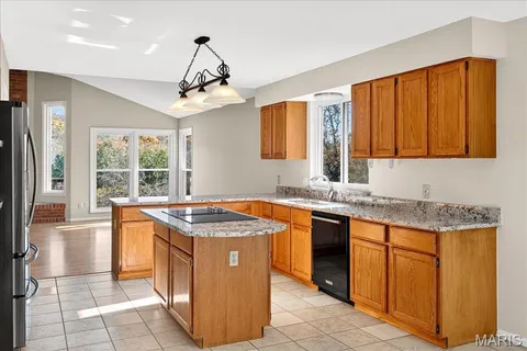 $525,000 | 526 Prospector Ridge Drive, Wildwood, MO 63011