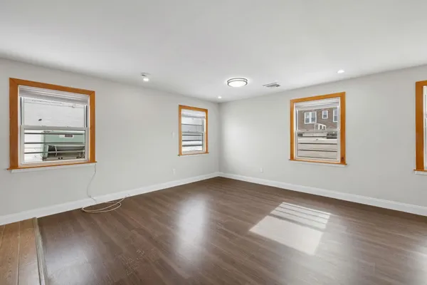 $3,250 | 227 Franklin Avenue, Nutley, NJ 07110