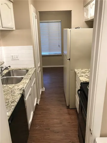 $1,000 | 3203 Cougar Trail, Unit A, Bryan, TX 77807