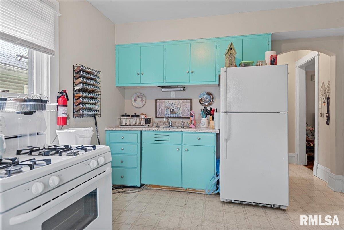 826 South Walnut Street Springfield, IL 62704 - Photo 15 of 18