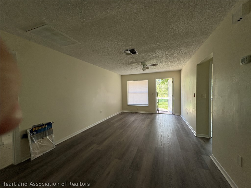 1403 Bassage Road Sebring, FL 33875 - Photo 4 of 20