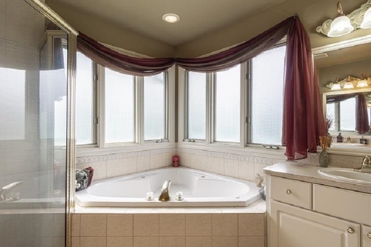 3847 Elk Drive Rochester, MI 48306 - Photo 57 of 85 50051693-56.JPG