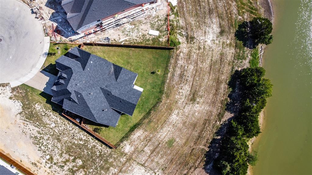 2866 Shane Drive Midlothian, TX 76065 - Photo 6 of 40 a bird view of a house with a yard