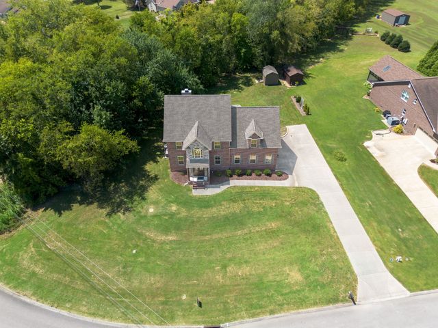 $710,000 | 1513 Oak Branch Drive, Columbia, TN 38401