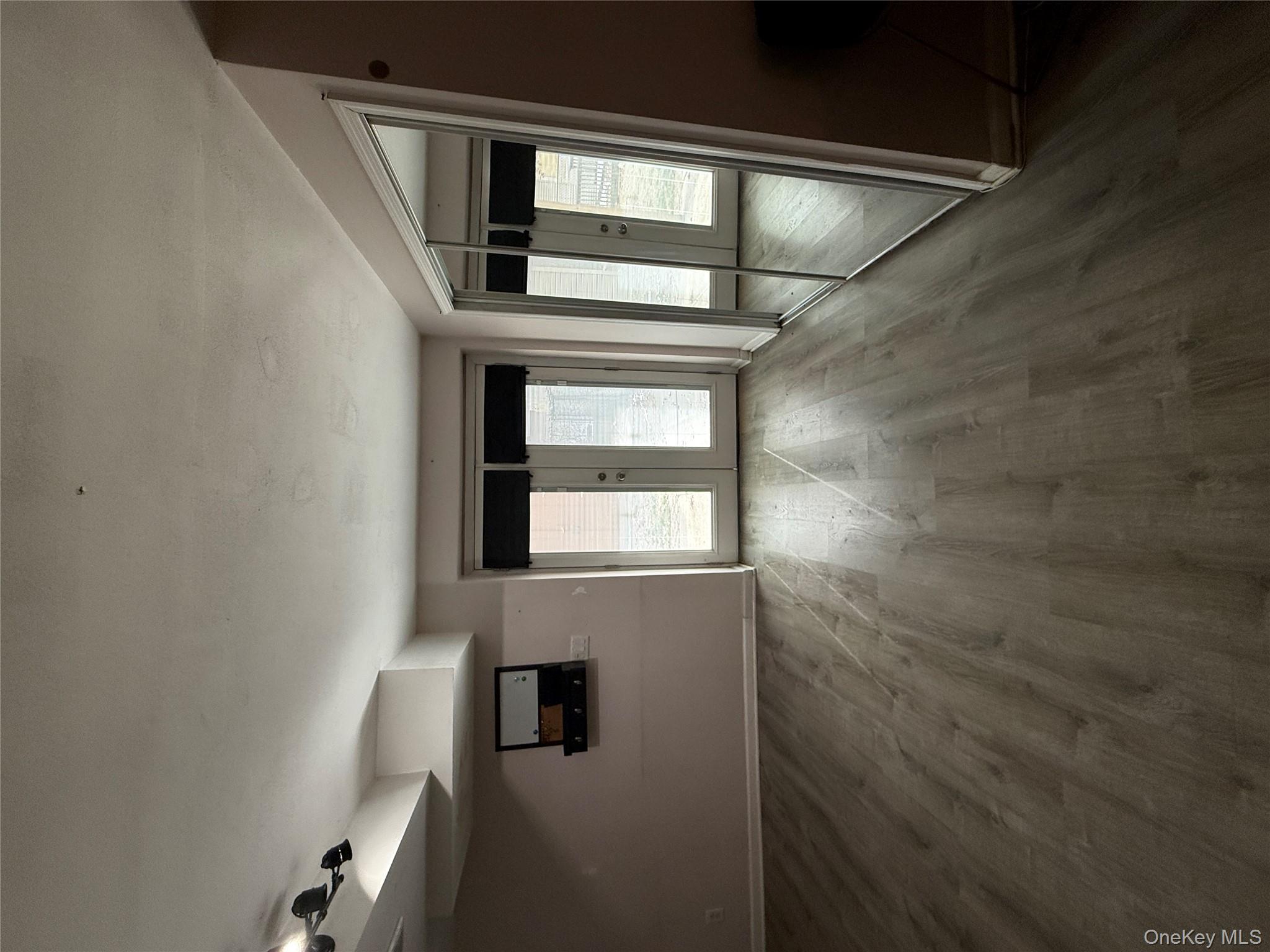 878 Rensselaer Avenue Staten Island, NY 10309 - Photo 33 of 35