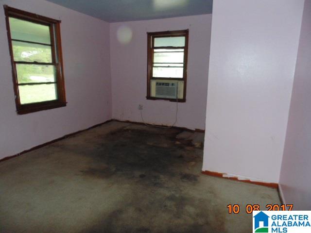 201 14th Street Clanton, AL 35045 - Photo 6 of 10