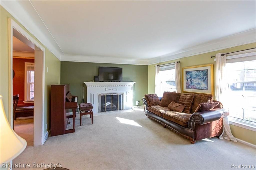 353 McMillan Road Grosse Pointe Farms, MI 48236 - Photo 16 of 27