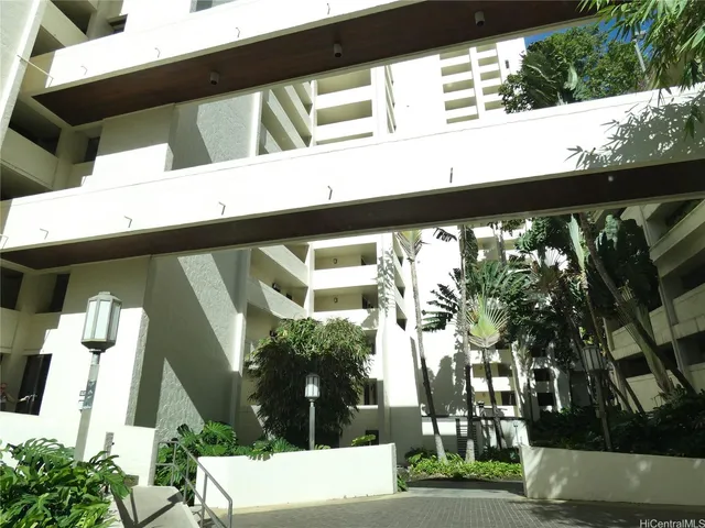 $555,900 | 521 Hahaione Street, Unit 217K, Honolulu, HI 96825