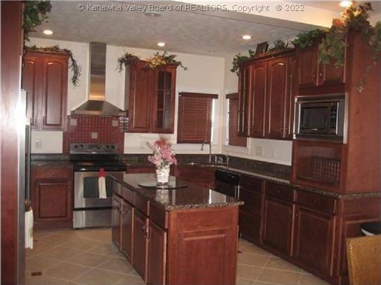4019 Ridgeview Lane Hurricane, WV 25526 - Photo 6 of 16 Gallery Image 6