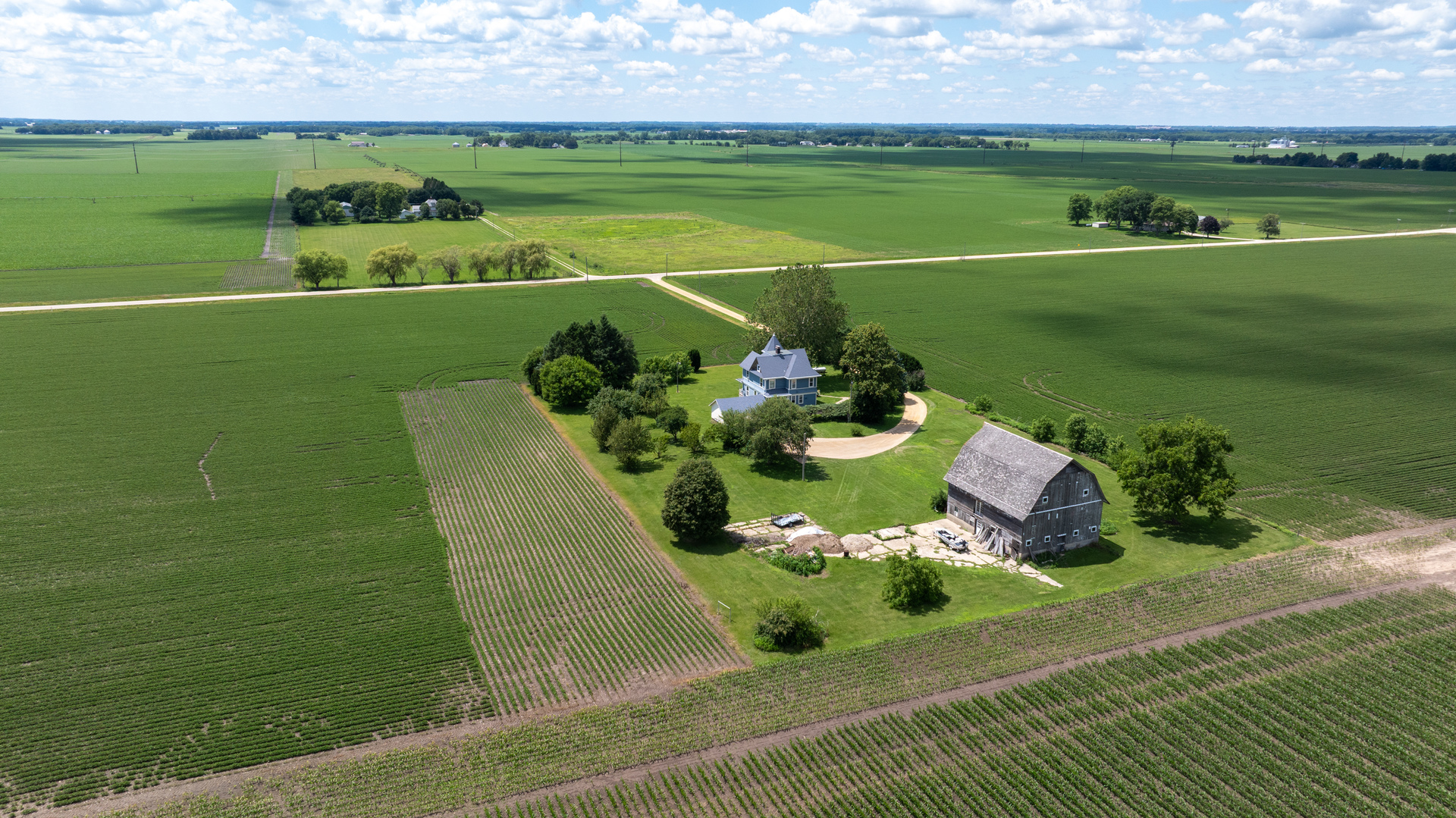 972 Hamilton Road Rock Falls, IL 61071 - Photo 3 of 63