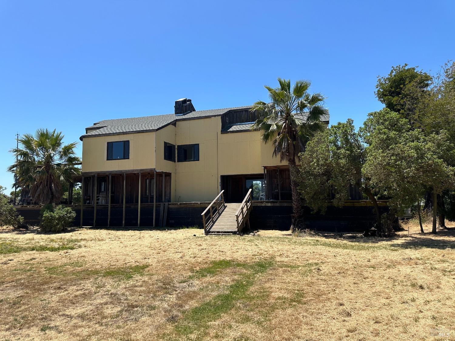 1 Pierce Lane Benicia, CA 94510 - Photo 15 of 25 a house view with a outdoor space