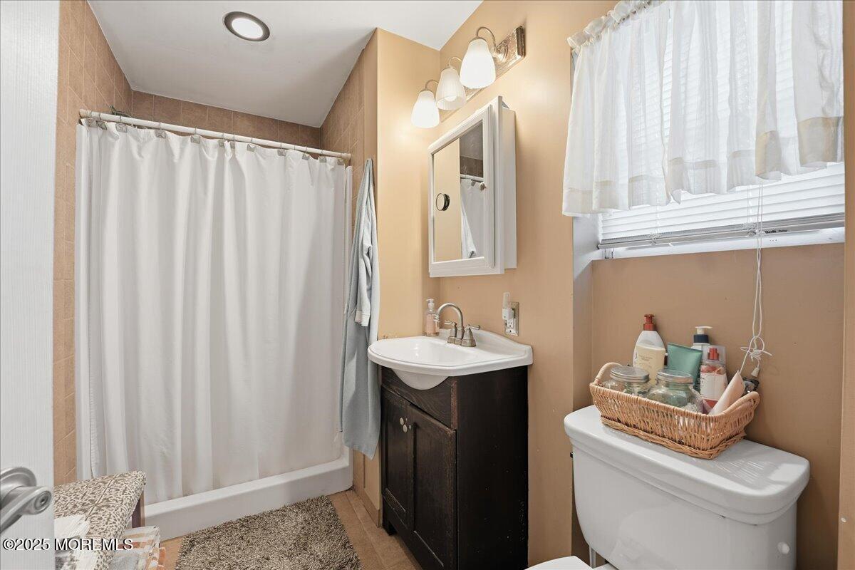 233 Broadway Union Beach, NJ 07735 - Photo 35 of 49 30-FVP05120