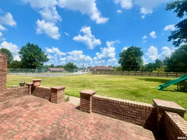 $399,900 | 9 Brian Drive, Metropolis, IL 62960