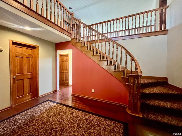 $399,900 | 9 Brian Drive, Metropolis, IL 62960