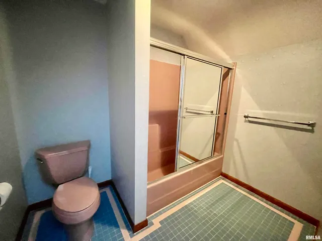 $399,900 | 9 Brian Drive, Metropolis, IL 62960