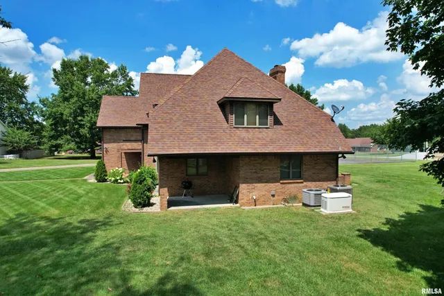 $399,900 | 9 Brian Drive, Metropolis, IL 62960