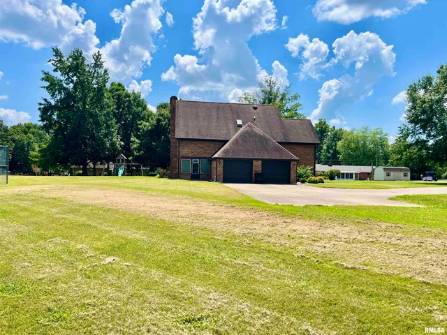 $399,900 | 9 Brian Drive, Metropolis, IL 62960