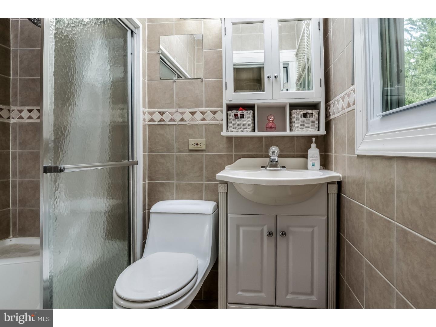 503 Berwyn Road Yardley, PA 19067 - Photo 15 of 25 Master Bathroom