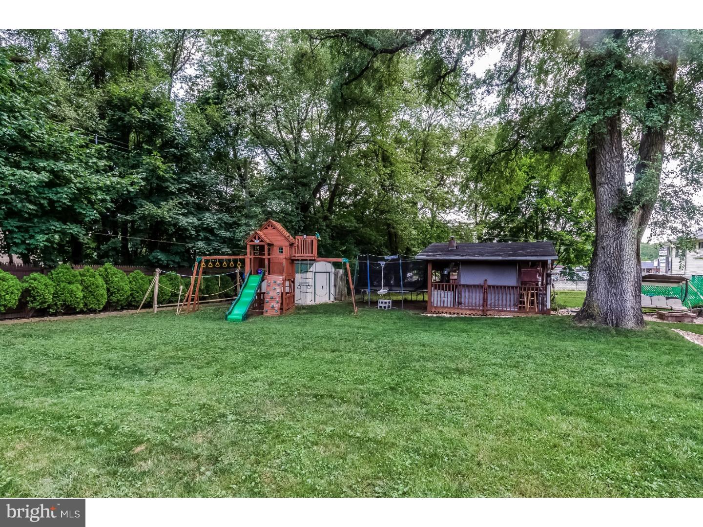 503 Berwyn Road Yardley, PA 19067 - Photo 19 of 25 Back Yard