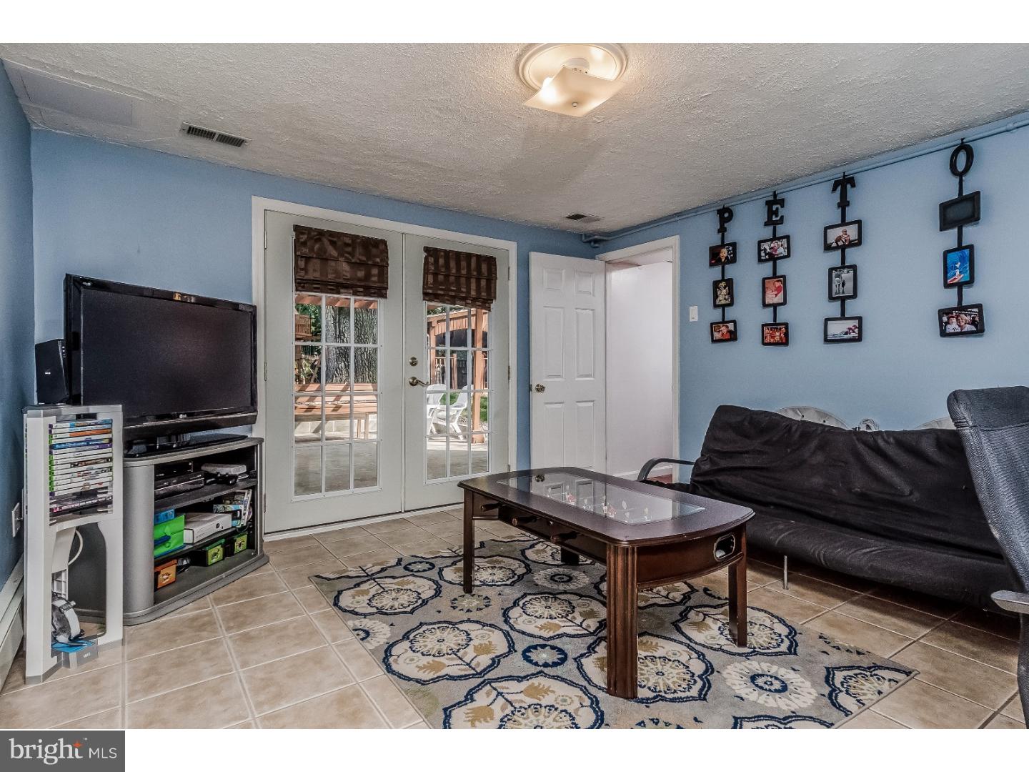 503 Berwyn Road Yardley, PA 19067 - Photo 10 of 25 Family Room