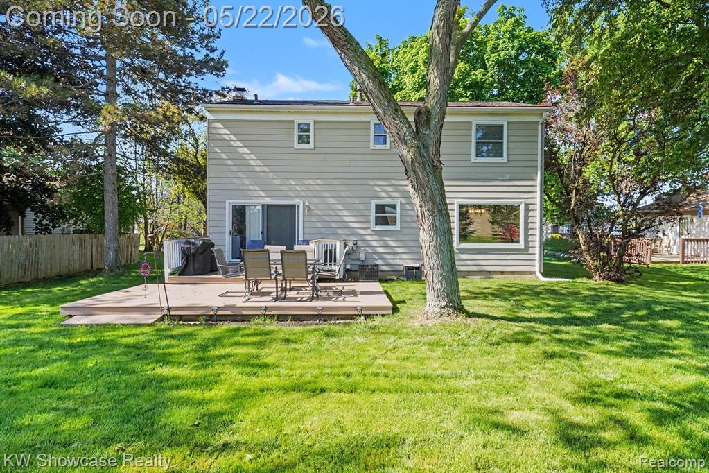40652 Village Wood Road Novi, MI 48375 - Photo 26 of 37