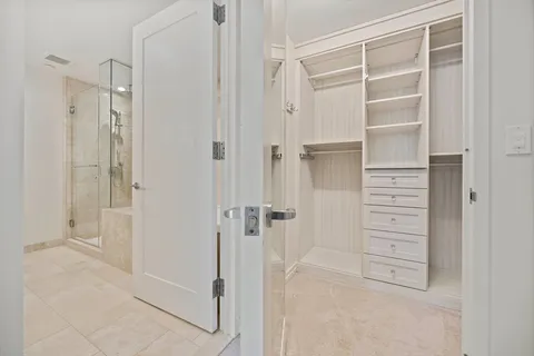 $1,600,000 | 1 Franklin Street, Unit 1004, Boston, MA 02110