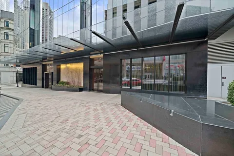 $1,600,000 | 1 Franklin Street, Unit 1004, Boston, MA 02110
