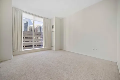 $1,600,000 | 1 Franklin Street, Unit 1004, Boston, MA 02110