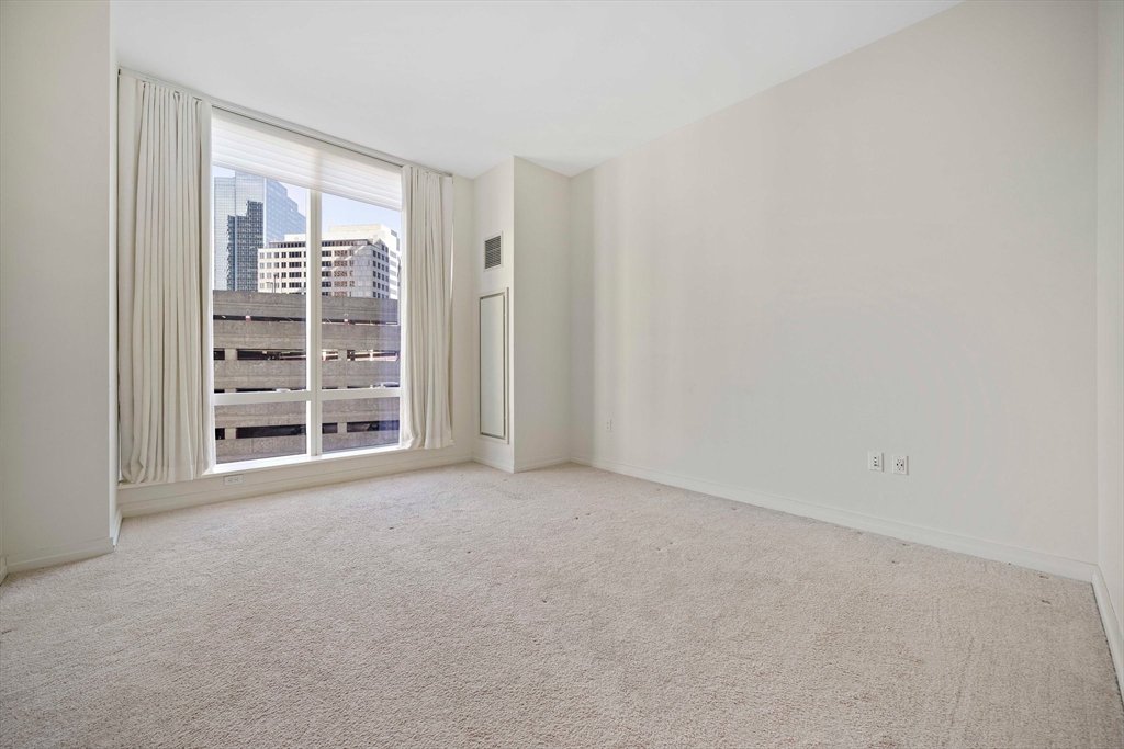 1 Franklin Street, Unit 1004 Boston, MA 02110 - Photo 22 of 40