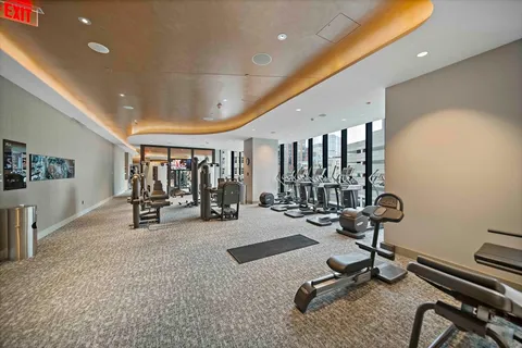 $1,600,000 | 1 Franklin Street, Unit 1004, Boston, MA 02110