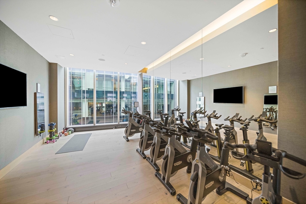 1 Franklin Street, Unit 1004 Boston, MA 02110 - Photo 34 of 40