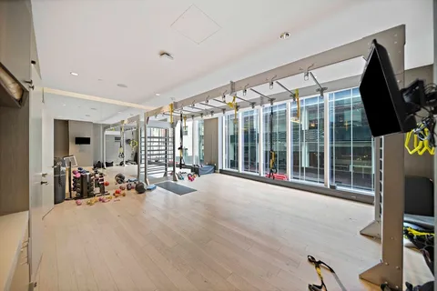 $1,600,000 | 1 Franklin Street, Unit 1004, Boston, MA 02110